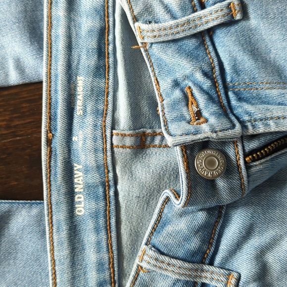 Old Navy High rise straight jeans 2 petite - Picture 4 of 4